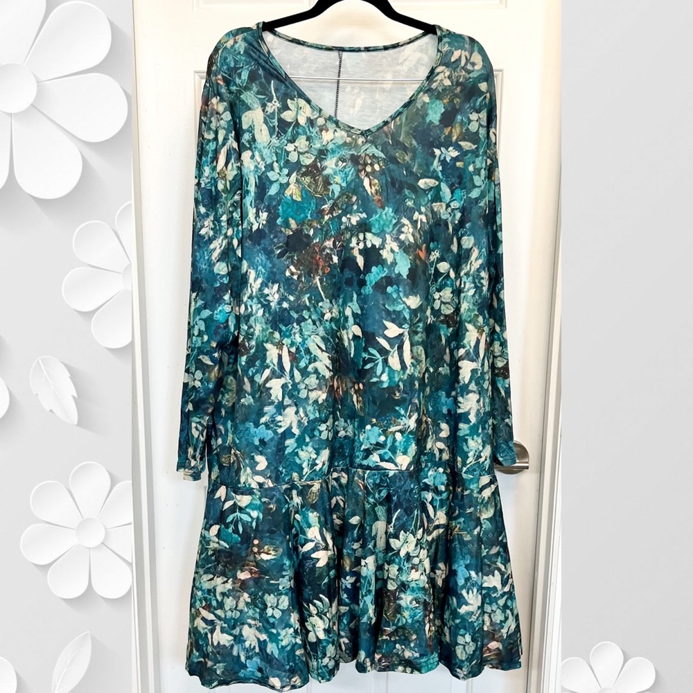 Dress Size 16/18 US please read description and check measureme…